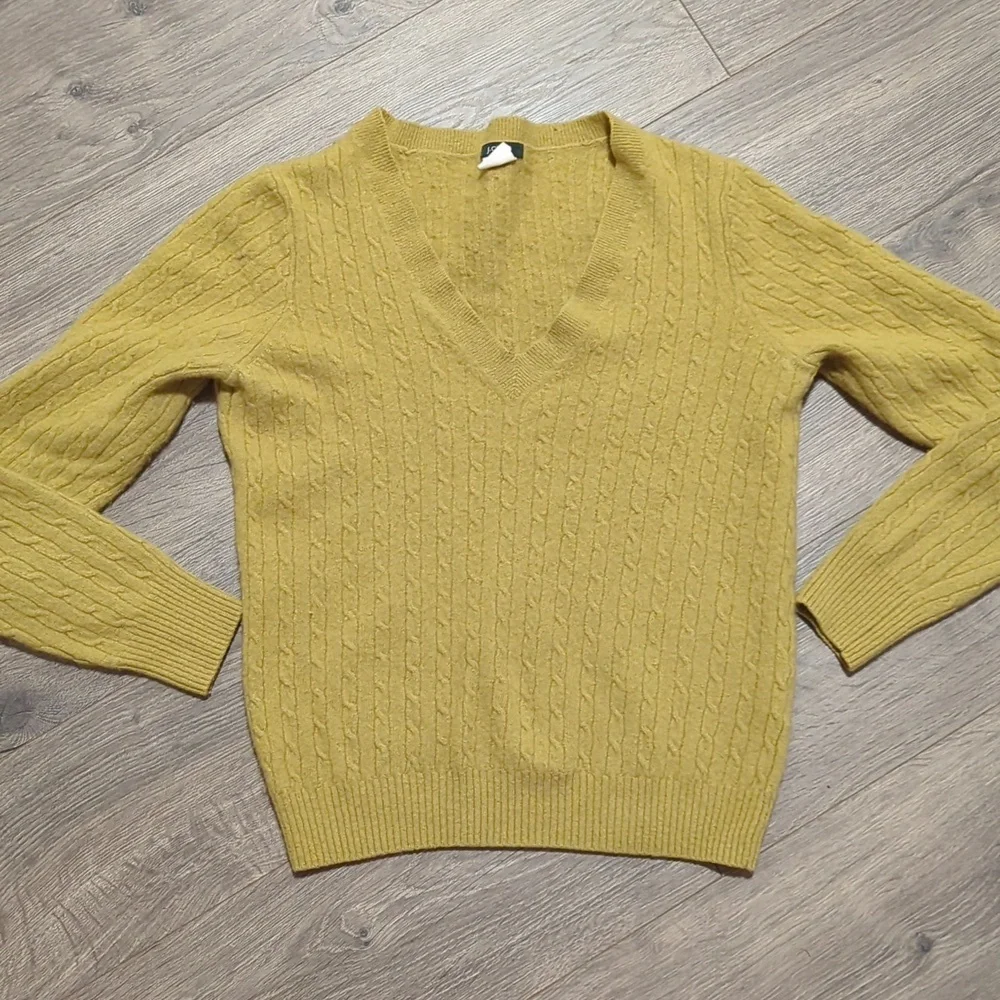 J Crew Vintage Wool Cashmere Blend V-neck Sweater